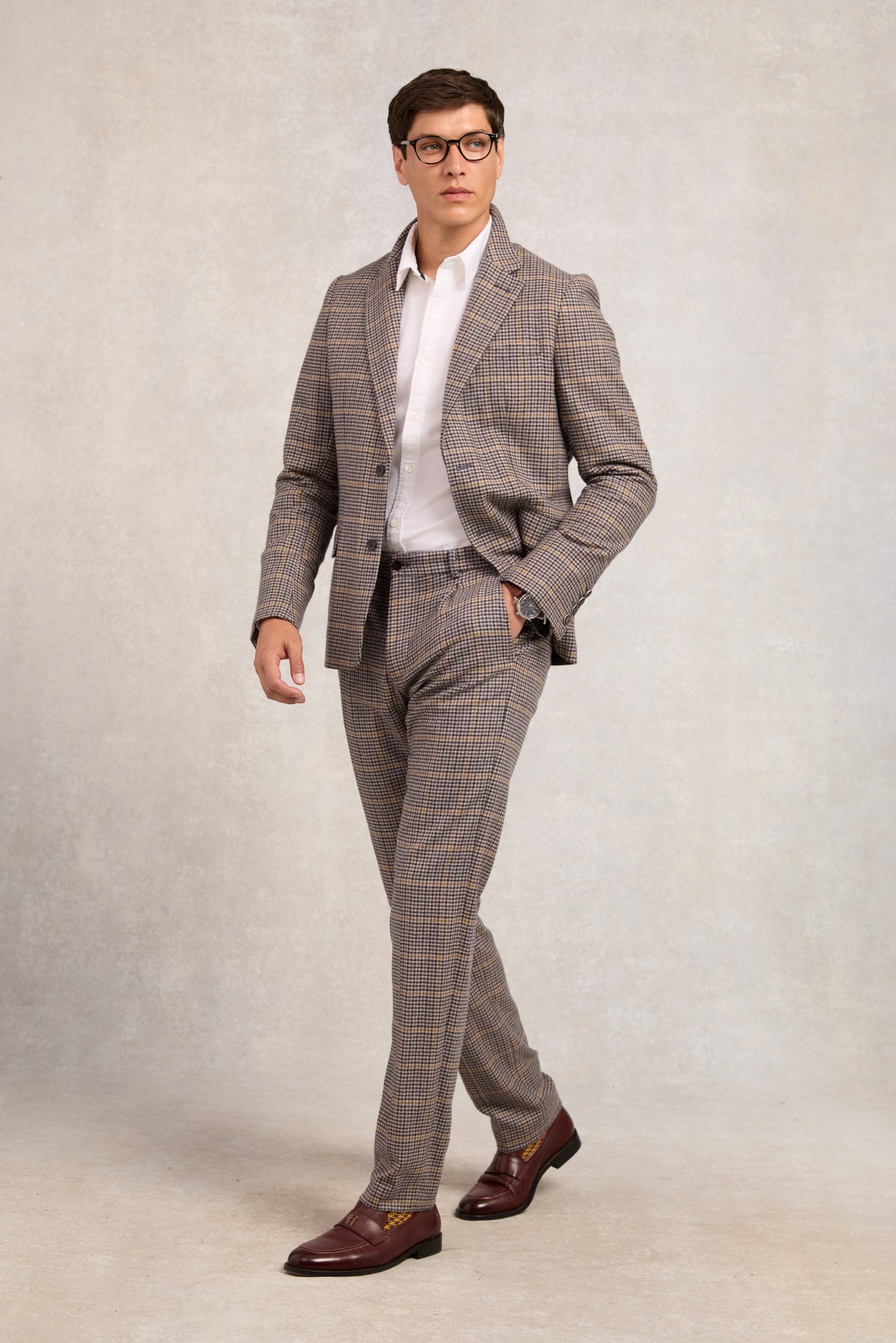 The Classic Trouser (Prince of Wales Navy)