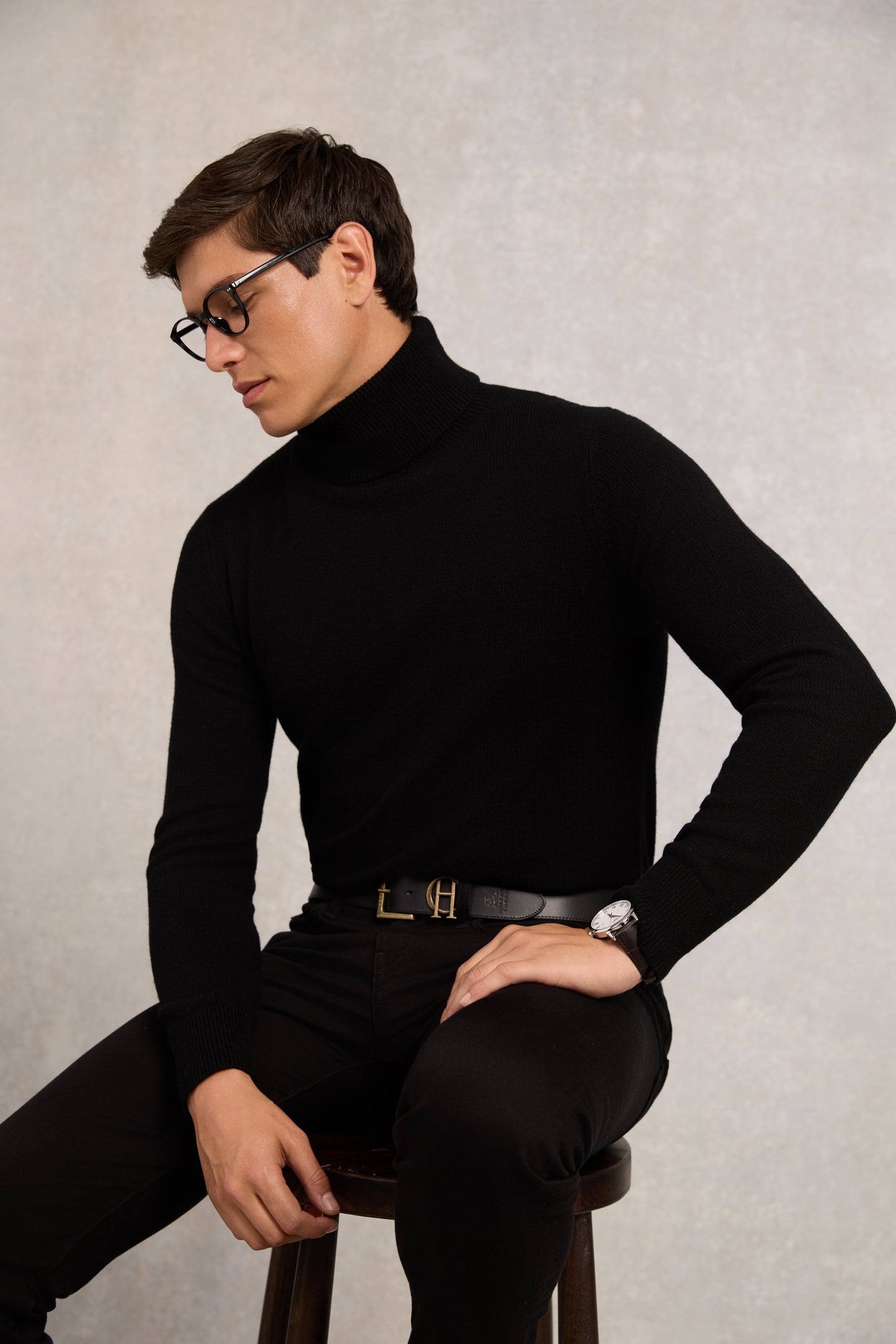 Fine Roll Neck Knit (Black)