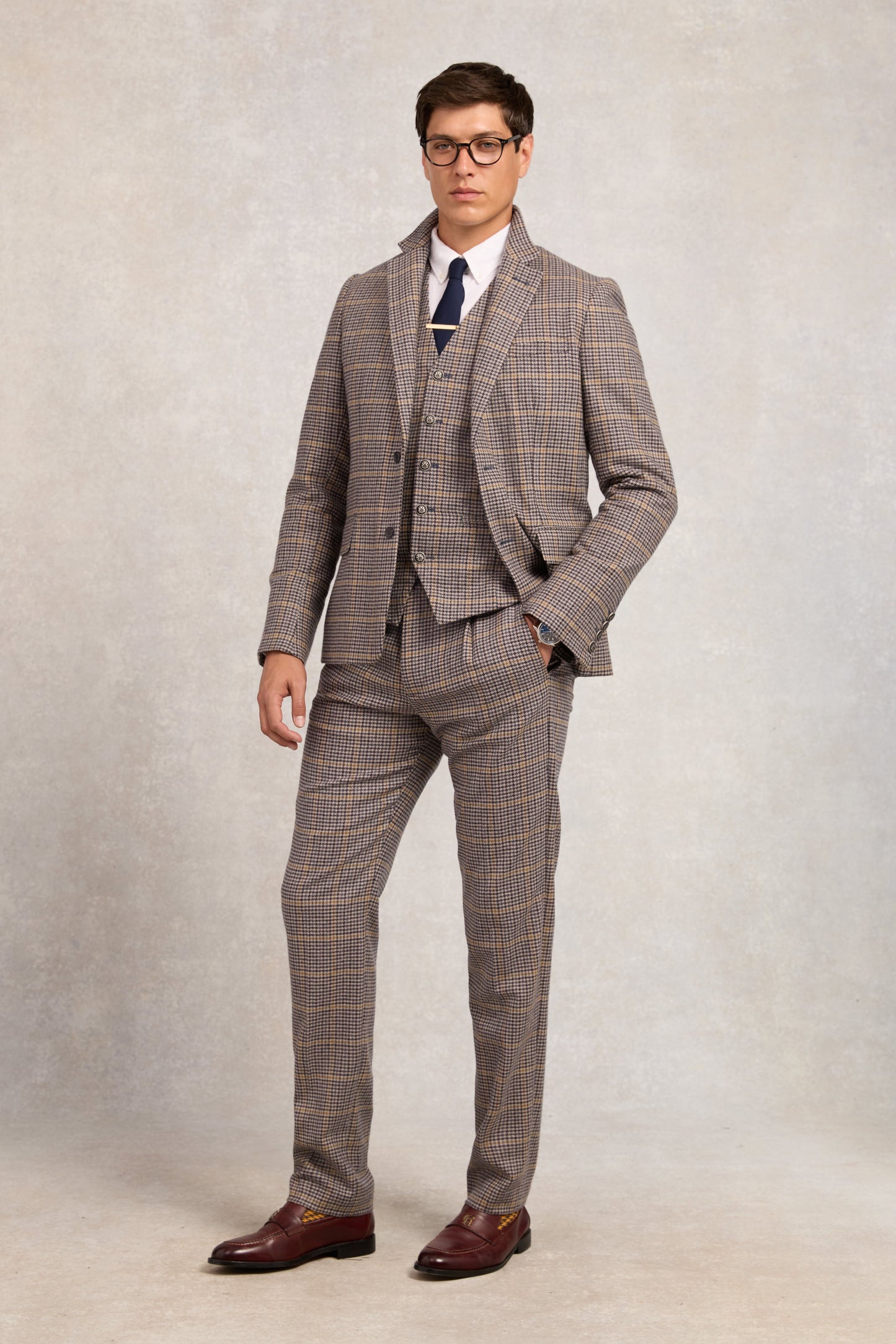 The Single Breasted Blazer (Prince of Wales Navy)