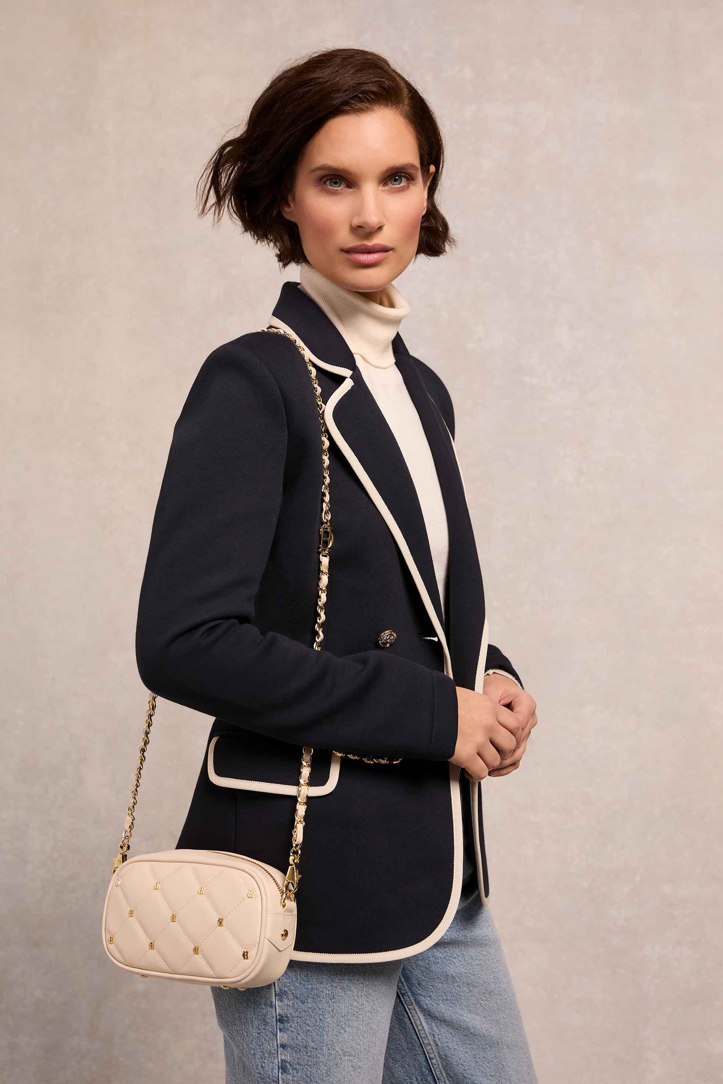 Soho Mini Quilted Camera Bag (Cream)