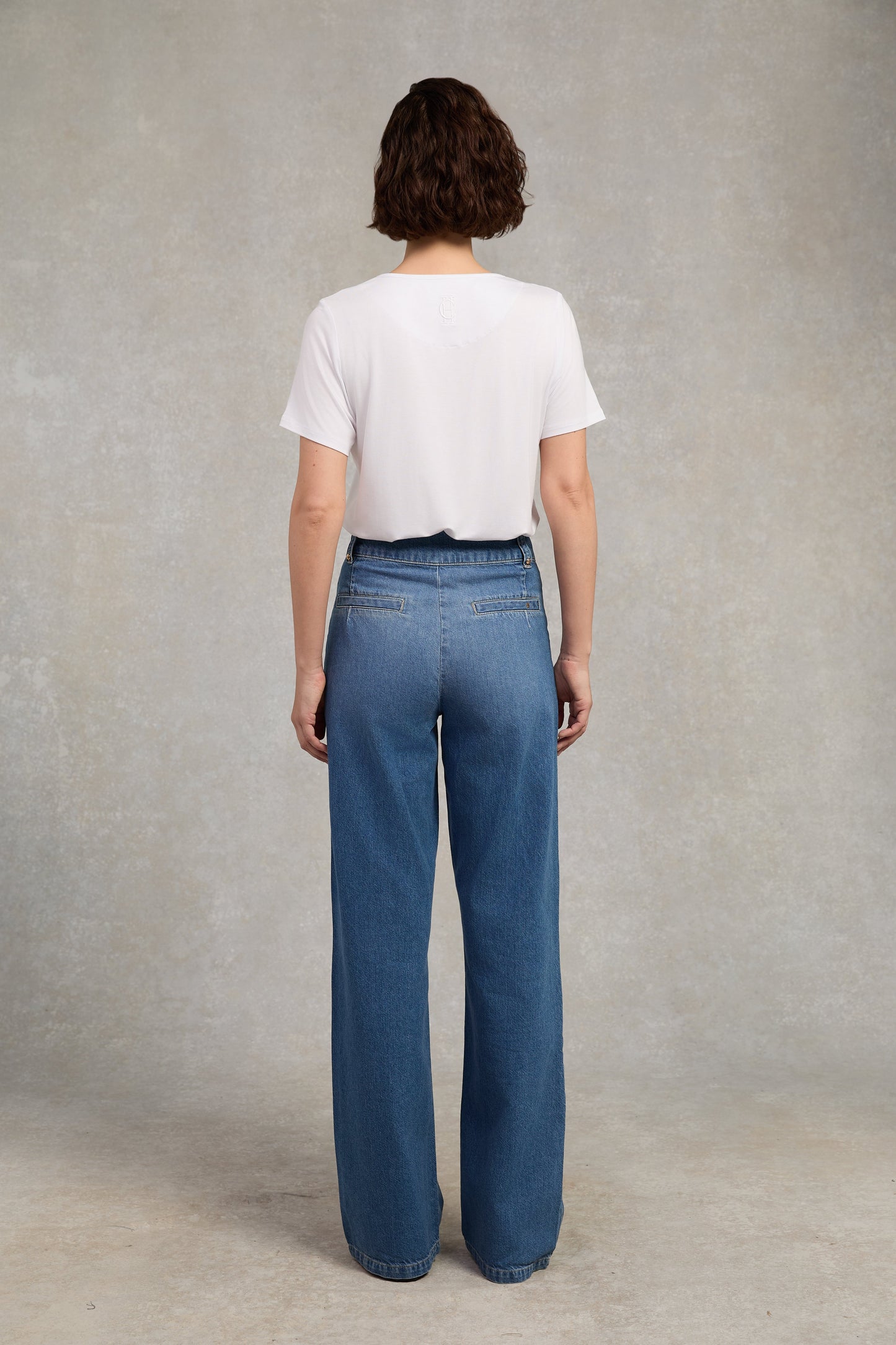 Relax Fit Crew Neck Tee (White)