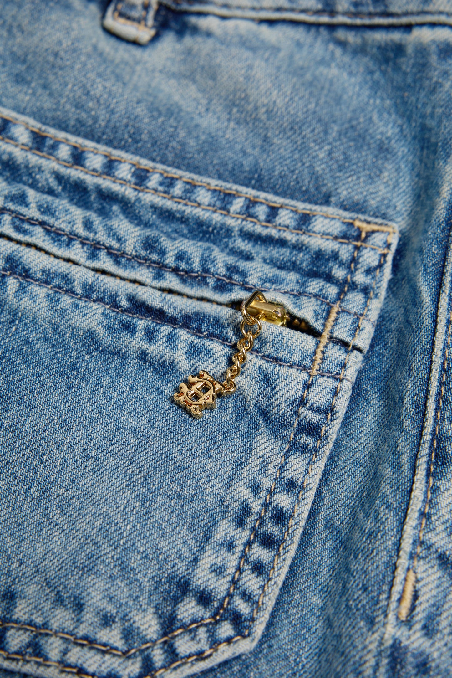 Jessica Straight Jean (Aged Indigo)