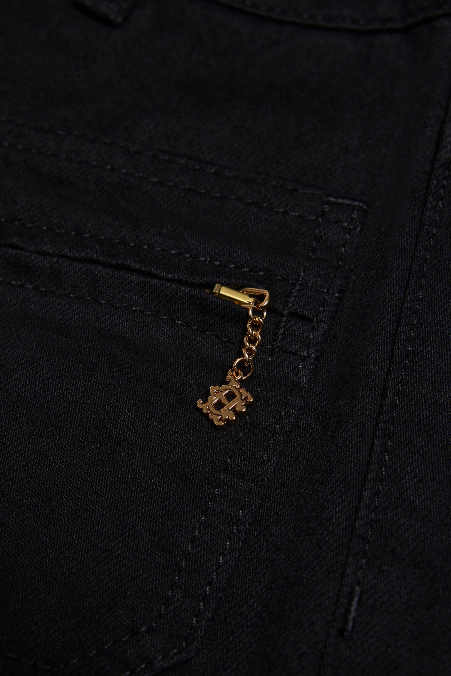 Jessica Straight Jean (Black)