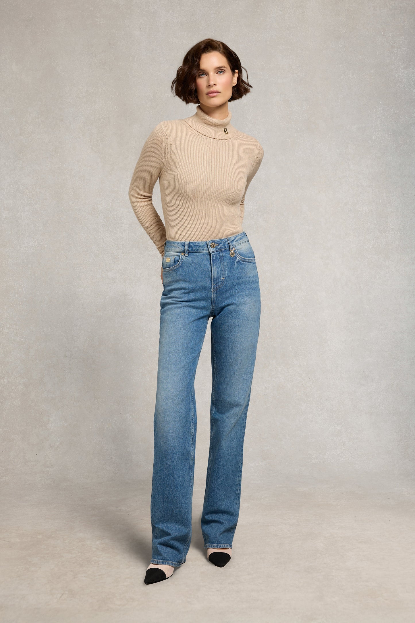 Classic Straight Jean (Classic Denim)