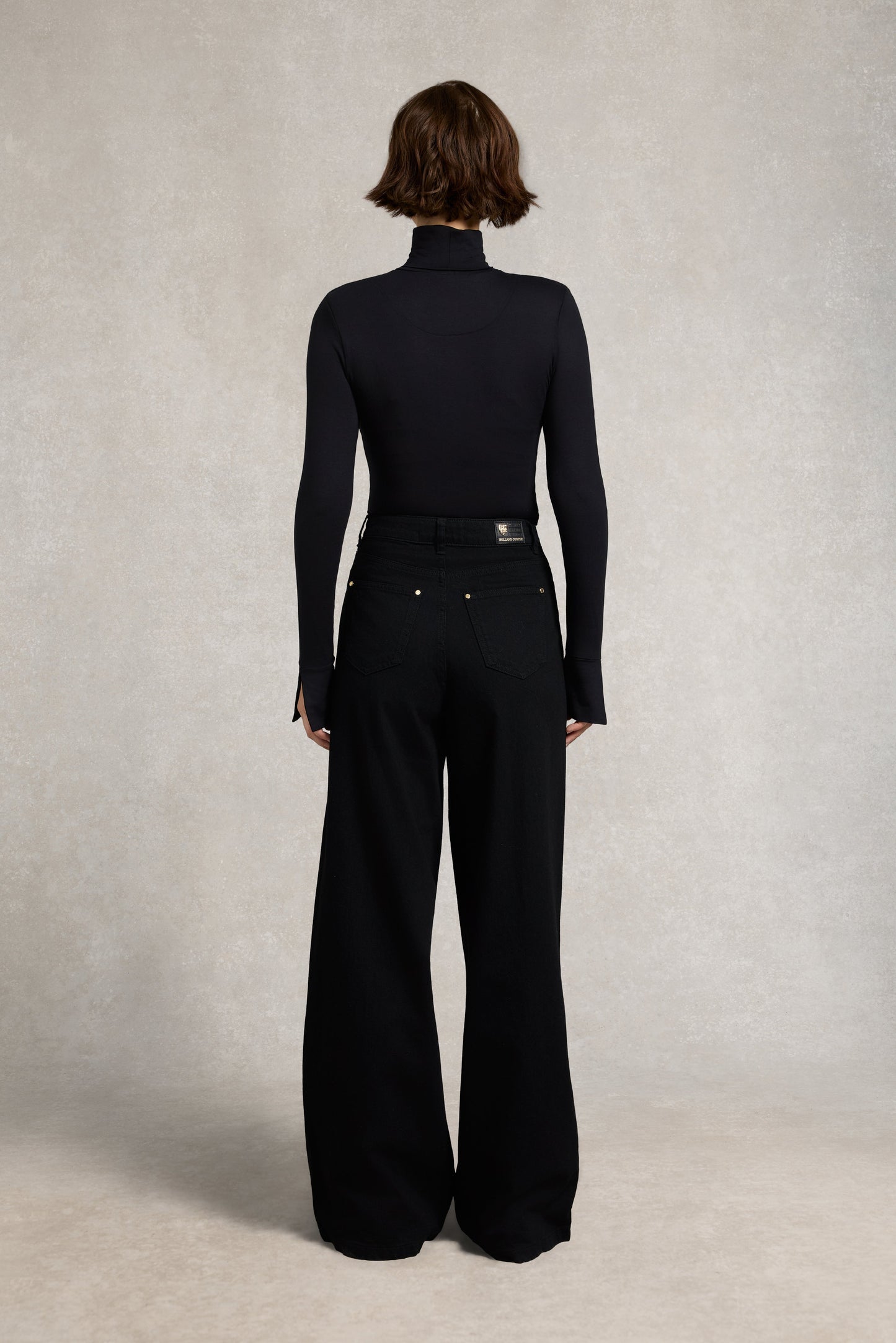 Lucy Essential Roll Neck (Black)