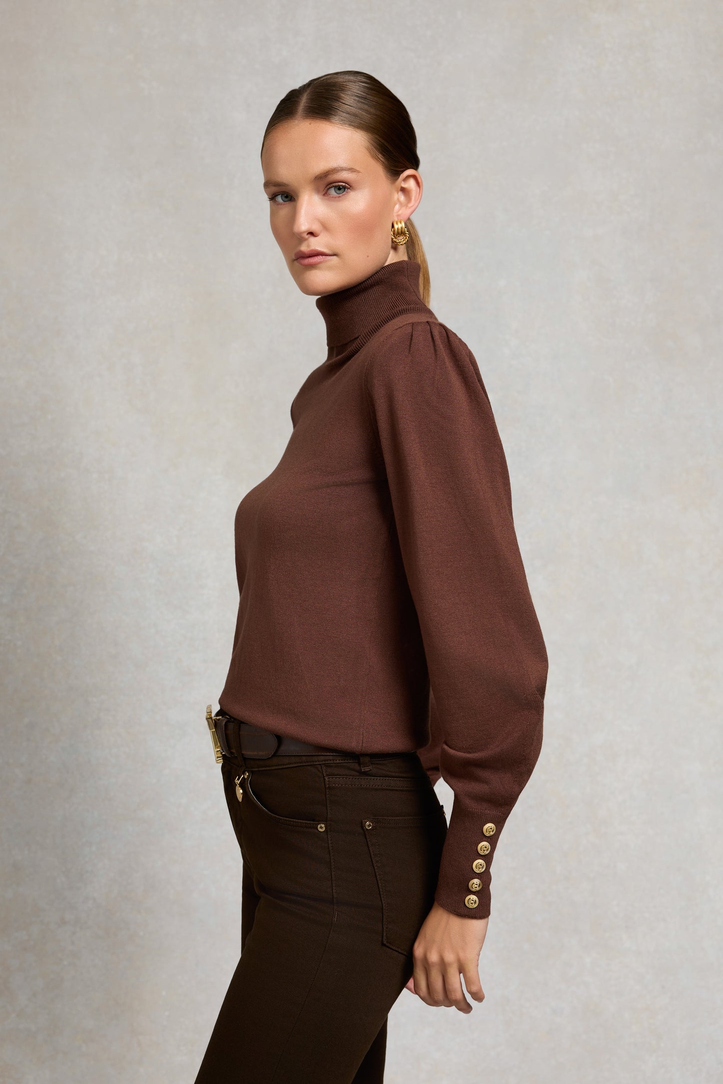 Structured Kelsie Roll Neck Knit (Cocoa)