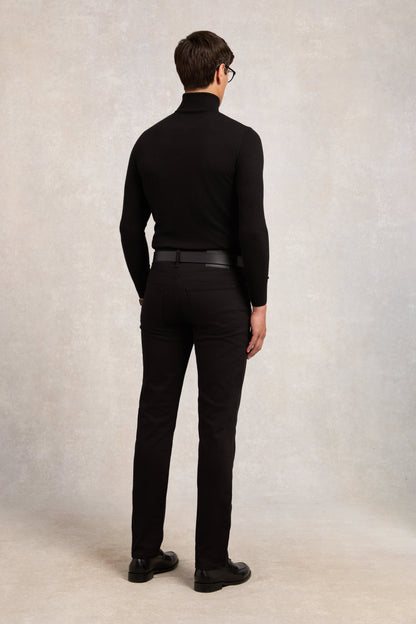 Classic Straight Jean (Black)