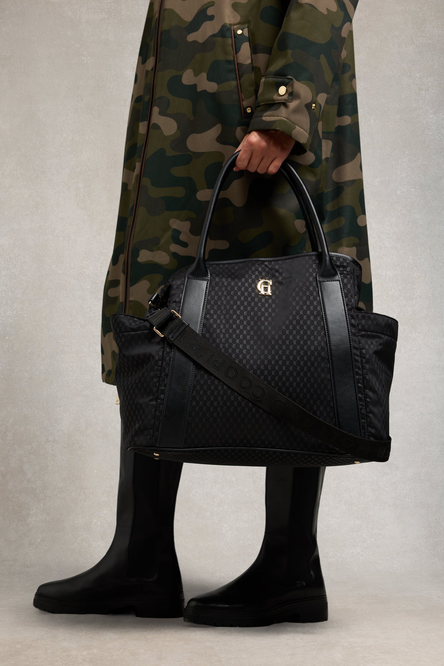 Cheltenham Tote Bag (Black Monogram)