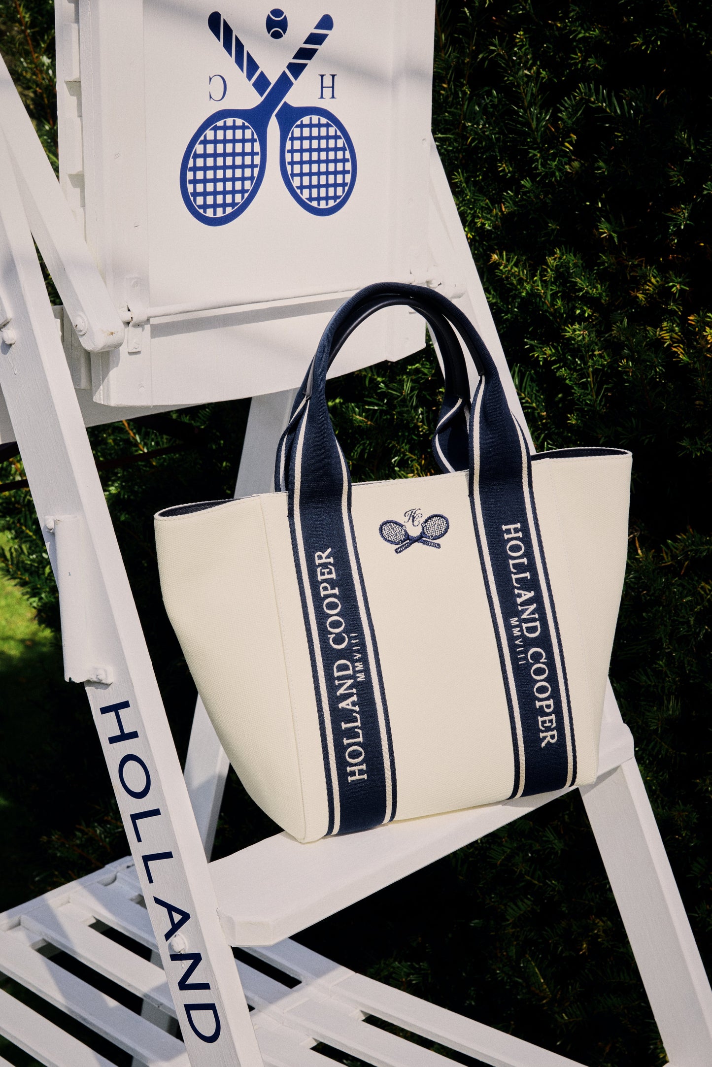 Racquets Tote (Ecru Navy)