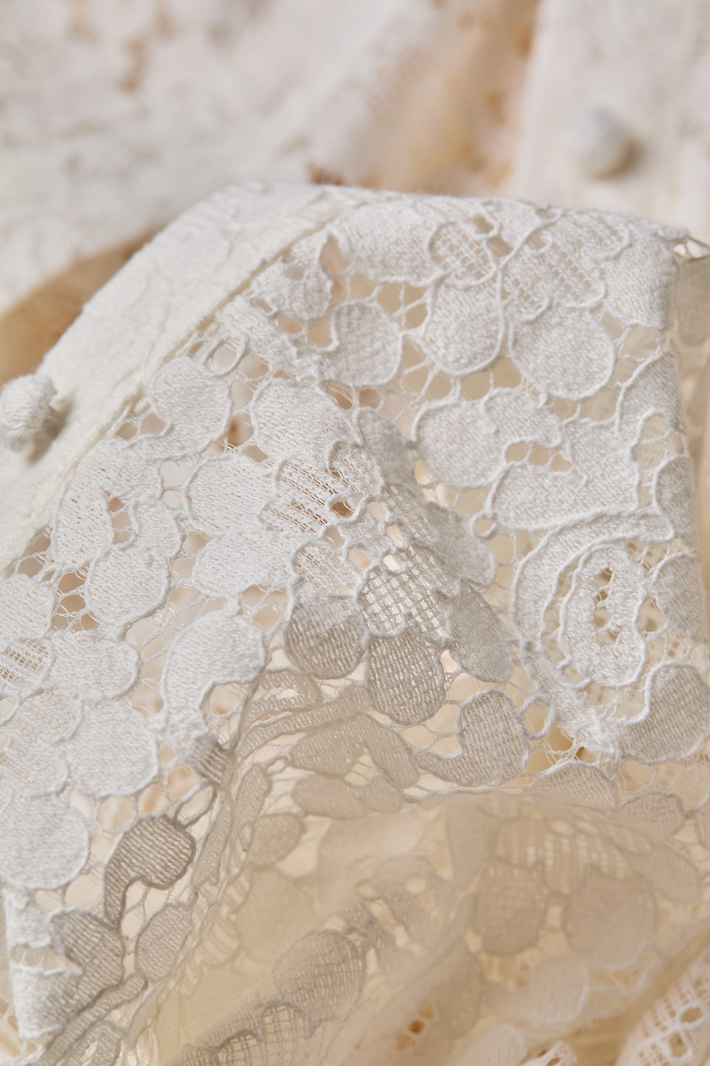 Iona Lace Shirt (Ivory)
