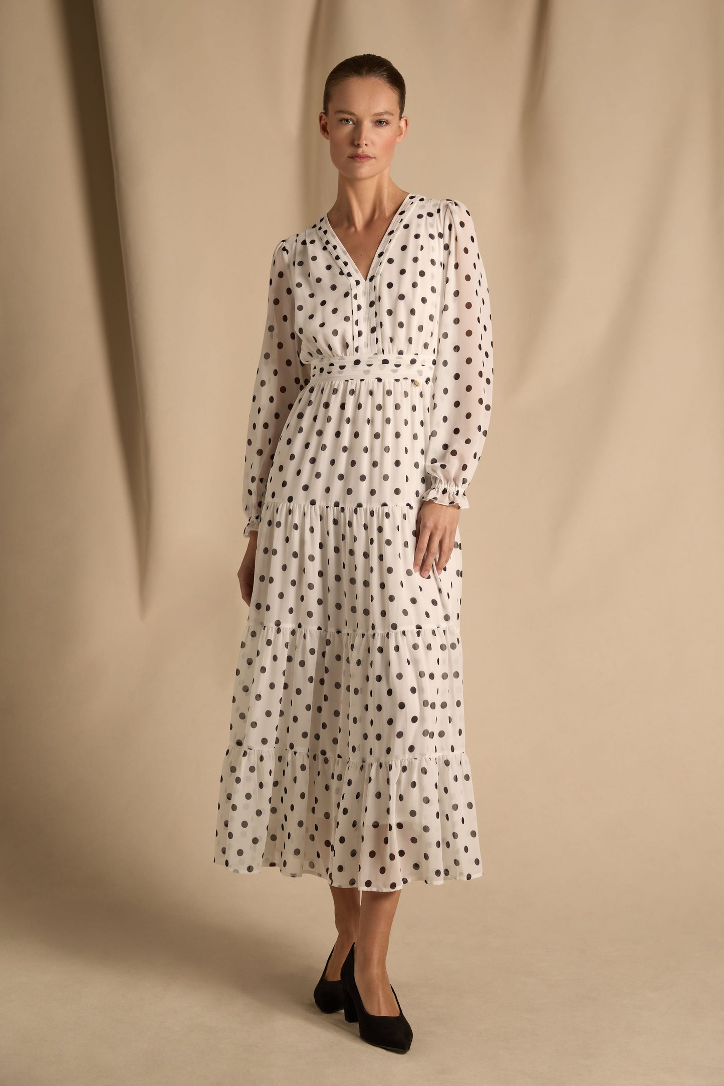 Regency Court Shoe (Black Suede)