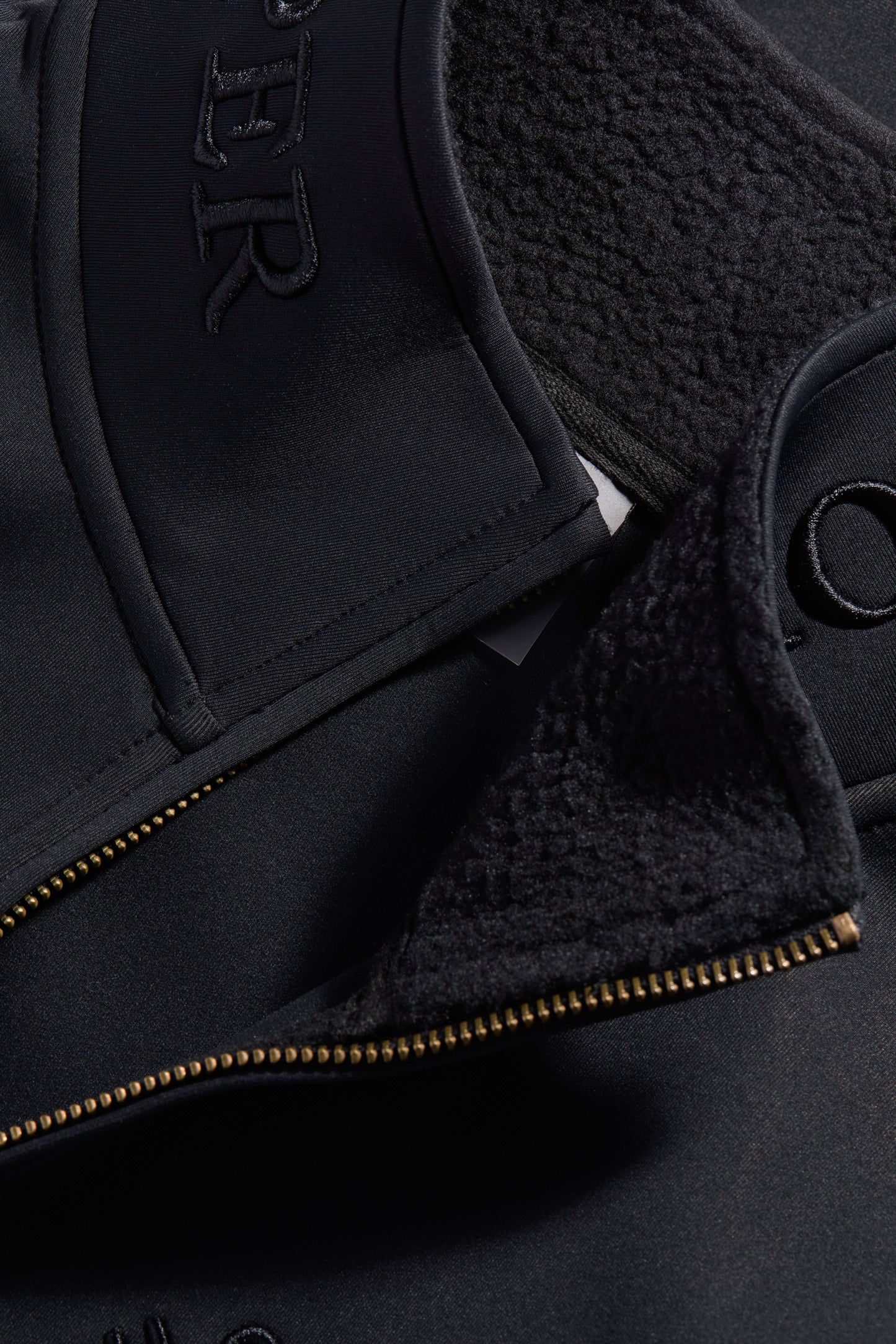 Training Zip Through Sweat (Black)